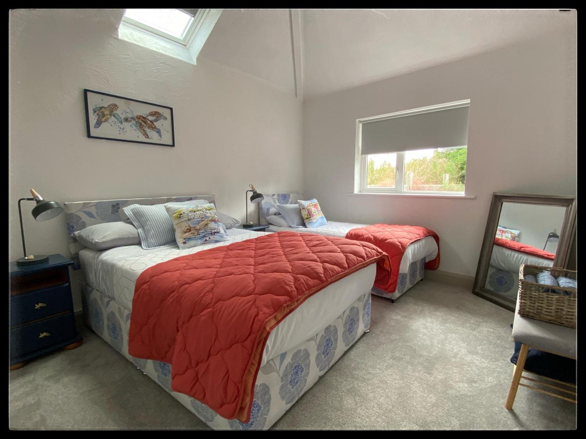 Sanctuary Lodge Cork Luaran gambar